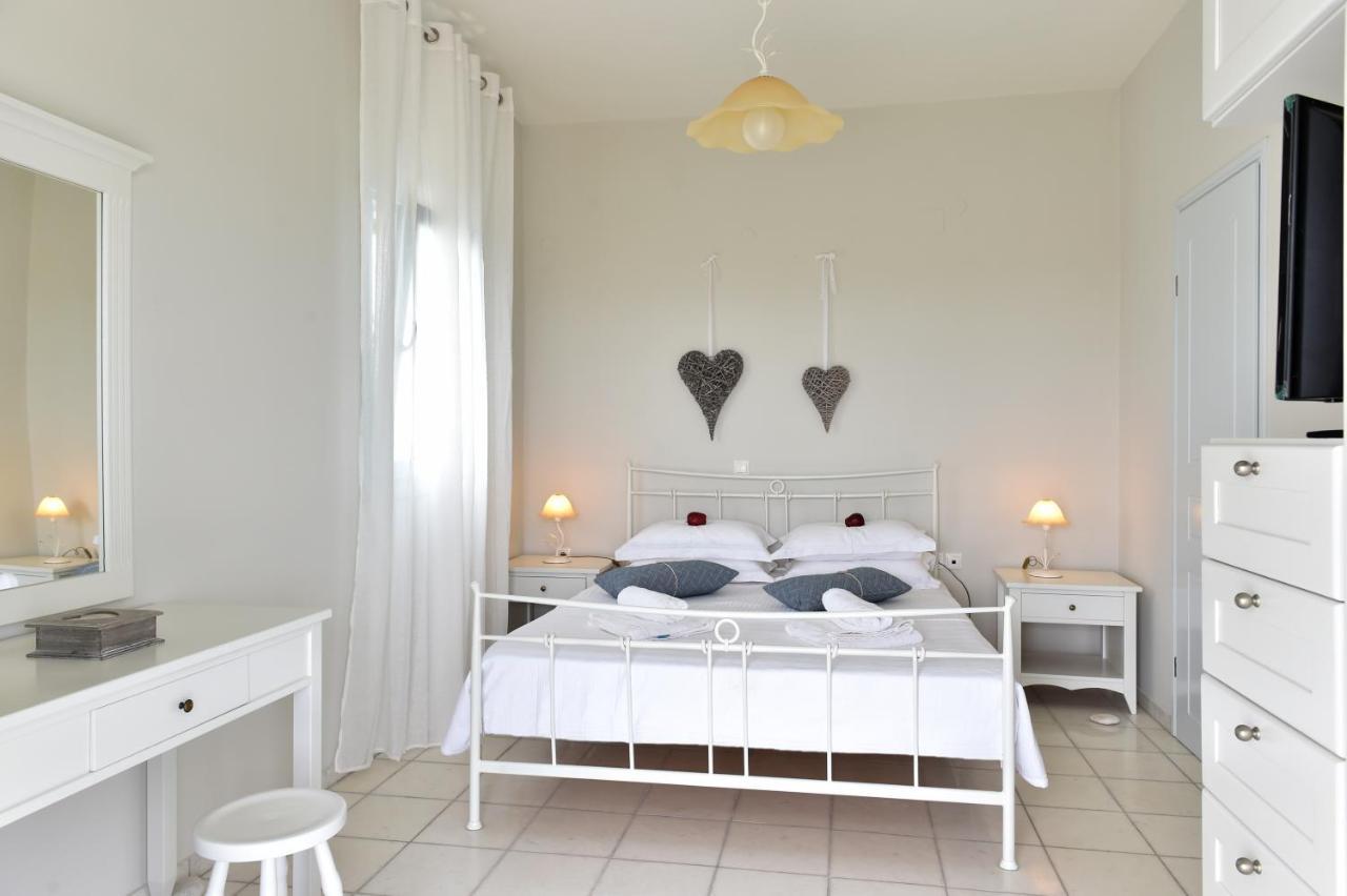 Tonia Apartments Paros クリシ・アクティ エクステリア 写真