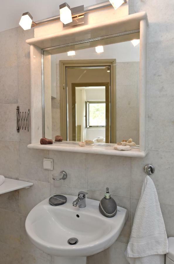 Tonia Apartments Paros クリシ・アクティ エクステリア 写真